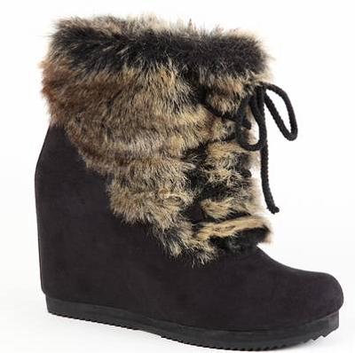 Schwarze Stiefel mit Fell DollyDo